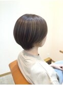 刈り上げショート/グレージュ/丸みショート