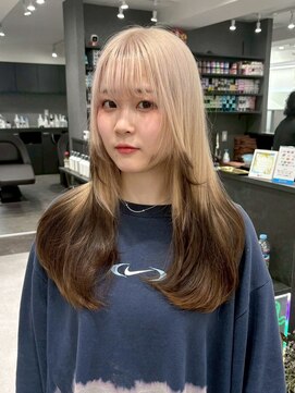 いろあそび 町田 ホワイトベージュ×ブラウン