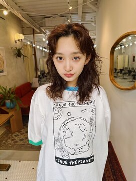 ヒュージ 表参道(huge) くるくるパーマ/レイヤーカット/くせ毛風パーマ