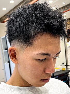 ルースト 京都駅前店(ROOST) MEN’S HAIR/波巻ツイストスパイラル/フェザーパーマ/京都駅