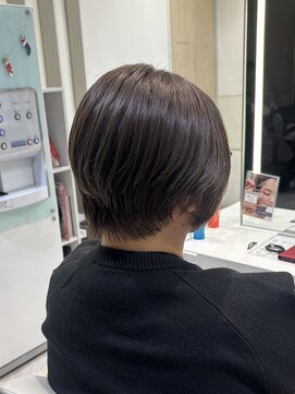 ケンジ 平塚 アネッタ(KENJE annetta) 【白髪ぼかしハイライト】アッシュグレー