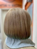 エターナルバイマティーナ(Eternal by MATINA)&nbsp;【ペールベージュ/エンドカラー/ミニボブ】池袋美容室