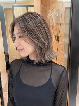 アップ(A+hair) くびれショートボブ40代50代グレイカラー白髪染め白髪ぼかし