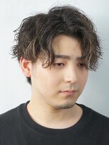 ヒロギンザ 八重洲店(HIRO GINZA)&nbsp;ツーブロック/センターパート/ツイストスパイラル〈理容室〉