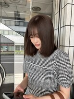 エンドット(en.)&nbsp;透明感たっぷりグレージュカラー