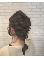 ガーネット(Garnet) こなれ編み込みアレンジ