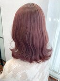 外ハネミディアムくびれ大人可愛いくすみピンクハイトーン