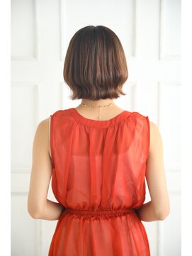 オックスクリエーション OX CREATION 桃山 【京都ショートヘア】上品自然なフォルム/大人キレイなボブ/艶髪