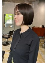 イシ(isi)&nbsp;ショートボブ