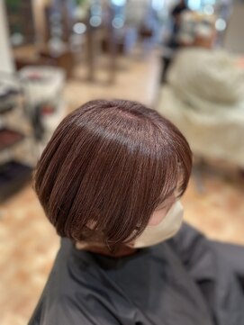 アイニ 河内小阪店(aini) 白髪ぼかしカラー白髪ぼかしハイライト大人ショート30、40、50代