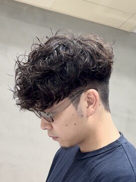 フィフス 渋谷(fifth) 緩めスペインカールラルフカールスパイラルパーマフェード30代