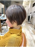 スッキリシルエット　ショートボブスタイル