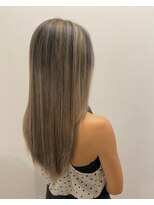 ヘアースタジオ ゼン カロン(Hair studio Zen kalon)&nbsp;ハイライト