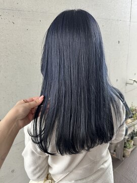 アチーブティルスマートサロン 豊川末広通店(achieve till Smart Salon) 透明感大人可愛いブルーブラック艶髪ストレートロングヘア