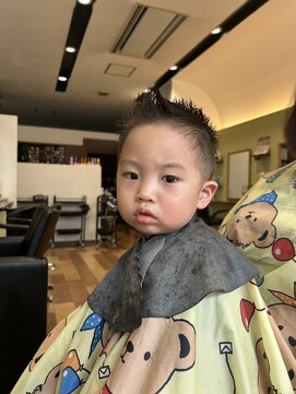 アローズ 栄町店(HELLO'S) 《HELLO'S 栄町店》 キッズカット 【佐藤 翔太】