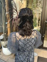 ゼン ネオ(Zen Neo) ふんわりハーフアップ