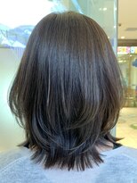 ヴィフアヴェダ(Vif AVEDA)&nbsp;軽やかレイヤーミディ