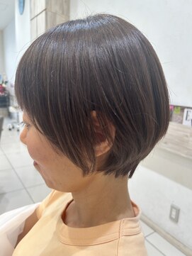 リーナ ビューティガーデン(LiNA BeautyGarden) 丸みショート