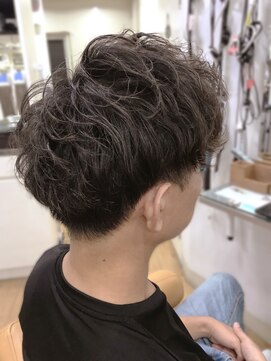 トゥエンティーフォー 和泉店(24) ふんわりシルエットのナチュラルパーマ