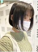 黒髪でも重く見えない前下がりボブ 前髪あり イメチェン