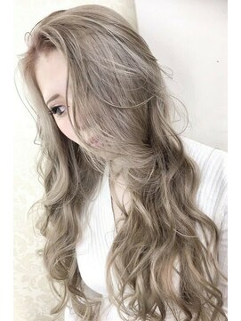 リア 大阪梅田(Ria) ～ハイトーンがカワイイ外国人風～【Ria 大阪 梅田】