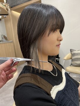 グロー 大宮(GLROW) ◆ 韓国大宮顔周り髪質改善レイヤー前髪カットくびれブリーチ