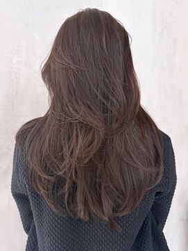 アイティー バイ アルバム 浦和店(IT by ALBUM) オリーブグレーレイヤーカット_斜めバンググレージュ_ba444601