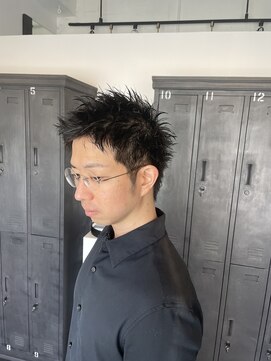 カムジーヘッドカミノウラ(COMEGHEAD KAMINOURA) 刈り上げない刈り上げショート