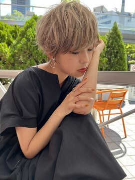 ワン バイ ジ エクト(One by The Ect) 大人可愛い20代30代40代前下がりショートボブ丸みショート◎