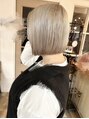 カーラ(Cara) ぷつっと感×ミニボブ