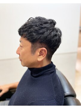 ヨシザワインク プレミアム 築地店(YOSHIZAWA Inc. PREMIUM) 築地30代40代 ツーブロスペインカールビジカジスタイル