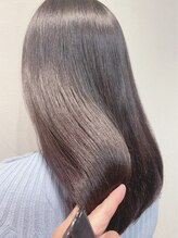 コニー アンド リリー(conne&riri)