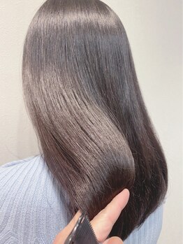 コニー アンド リリー(conne&riri)の写真/【森下駅A5出口徒歩2分】深みのある色味に透明感をプラス。艶のある仕上がりで満足度◎[森下/清澄白河]