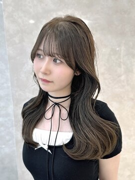 マウル 栄(MAEUL) くびれ韓国ヘア オリーブグレージュ