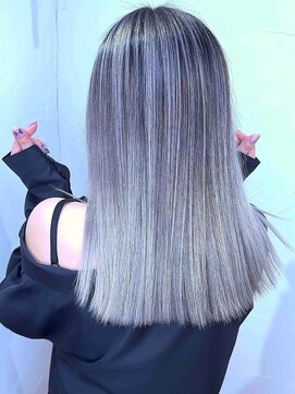 ブレイズヘアー(BLAZEhair) 【ギャルスタイル】ホワイトバレイヤージュ×ブリーチ２回