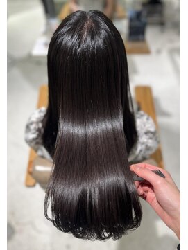 アンバースデー(UNBIRTHDAY) さらツヤ地毛風ストレート【HIYORI】