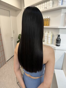 ペレ 栄 アネックス(PELE栄ANNEX) 韓国 くびれロング レイヤー ワンホンヘア 小顔前髪