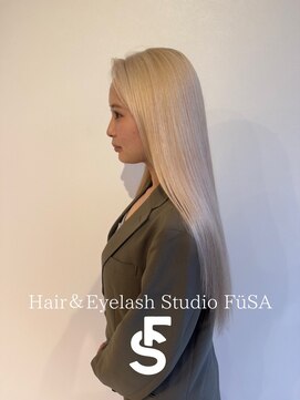 フサ(Fusa) ホワイトブロンド