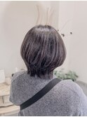 丸みシルエットのレイヤーショート