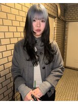 シイ(SIE)&nbsp;ライトブルー×ブラックのルーツカラー☆☆