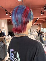 ヘアーアンドメイク ビス(HAIR&MAKE bis)&nbsp;ブルー×レッドの個性派カラー/メンズデザインカラー【ココネ】
