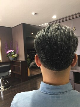 髪の美院 シャルマン ビューティー クリニック(Charmant Beauty Clinic) ツーブロサラサラ