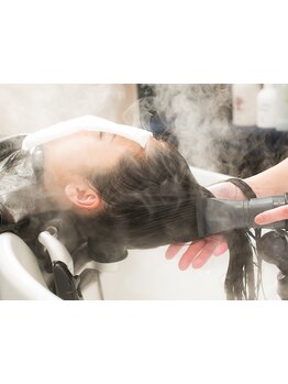 【千川駅徒歩1分】オリジナル海泥TRで頭皮を保湿、健康な髪へ導きます!マッサージでお顔のリフトアップも◎