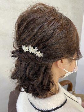 ロア ヘアーコーディネート 四条烏丸店(LoRE hair coordinate) ツイストハーフアップアレンジ