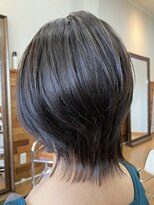 フリー(Free)&nbsp;大人可愛い10代20代30代ナチュラルウルフ前下がり黒髪ショート