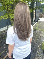 ヘアラウンジ アングゥ(hair lounge ungu) silverベージュ