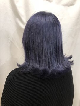 ネオリーブ シュシュ 神保町店(Neolive susu) ネイビーカラー