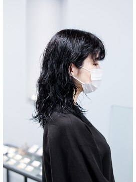 ノード(NODO) 黒髪ニュアンスパーマ