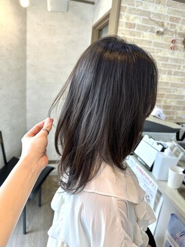 ヘアーリゾートガーデンバイトロント 船橋法典店(Hair Resort Garden by Toronto) ミディアムレイヤー 【船橋、西船橋、市川大野、新船橋、塚田】