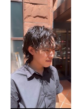 ケリーズグリーン(Kelly's Green) ジョングク風パーマ